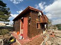 Villa mit 4 Schlafzimmern und 2 Badezimmern und Holzhaus mit 4 Schlafzimmern und 2 Bädern zu verkaufen in La Romana. in Alicante Dream Homes Castalla 