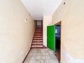 Großes Renovierungsprojekt mit Gewerbeoption und 2 Wohnungen in Alicante Dream Homes Castalla 