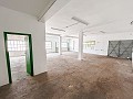 Großes Renovierungsprojekt mit Gewerbeoption und 2 Wohnungen in Alicante Dream Homes Castalla 