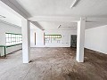 Großes Renovierungsprojekt mit Gewerbeoption und 2 Wohnungen in Alicante Dream Homes Castalla 
