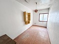 Großes Renovierungsprojekt mit Gewerbeoption und 2 Wohnungen in Alicante Dream Homes Castalla 