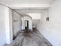 Großes Renovierungsprojekt mit Gewerbeoption und 2 Wohnungen in Alicante Dream Homes Castalla 