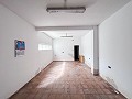 Großes Renovierungsprojekt mit Gewerbeoption und 2 Wohnungen in Alicante Dream Homes Castalla 