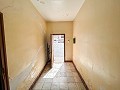 Großes Renovierungsprojekt mit Gewerbeoption und 2 Wohnungen in Alicante Dream Homes Castalla 