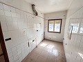 Großes Renovierungsprojekt mit Gewerbeoption und 2 Wohnungen in Alicante Dream Homes Castalla 