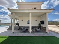 Jetzt bereit, Wow-Faktor Villa mit Pool, Gästehaus und Bar! in Alicante Dream Homes Castalla 