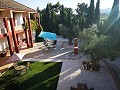 Schönes Landhaus mit 6 Schlafzimmern und 3 Bädern in Yecla. in Alicante Dream Homes Castalla 