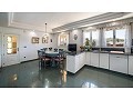 Verbazingwekkend villa met 6 slaapkamers en 4 badkamers in Yecla. in Alicante Dream Homes Castalla 
