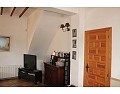 Prachtig landhuis met 5 slaapkamers en 4/5 badkamers in Raspay. in Alicante Dream Homes Castalla 