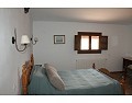 Prachtig landhuis met 5 slaapkamers en 4/5 badkamers in Raspay. in Alicante Dream Homes Castalla 