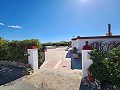 Finca mit 2 Schlafzimmern und 1 Bad zum Verkauf in La Romana. in Alicante Dream Homes Castalla 