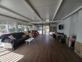 Prachtige villa met 5 slaapkamers en 1 badkamer nabij de stad Sax in Alicante Dream Homes Castalla 