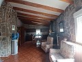 Prachtige villa met 5 slaapkamers en 1 badkamer nabij de stad Sax in Alicante Dream Homes Castalla 