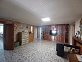 Prachtige villa met 5 slaapkamers en 1 badkamer nabij de stad Sax in Alicante Dream Homes Castalla 