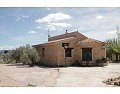 Prachtig landhuis met 3 slaapkamers en 2 badkamers in Villena. in Alicante Dream Homes Castalla 