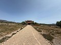 Fabelhafte, zu 70 % fertiggestellte Neubauvilla mit 7 Schlafzimmern und 4 Badezimmern zum Verkauf in Salinas. in Alicante Dream Homes Castalla 