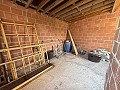 Fabelhafte, zu 70 % fertiggestellte Neubauvilla mit 7 Schlafzimmern und 4 Badezimmern zum Verkauf in Salinas. in Alicante Dream Homes Castalla 
