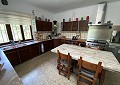 Superbe villa traditionnelle de 5 chambres et 2 salles de bains dans 140 000 m² de forêt à Sax in Alicante Dream Homes Castalla 