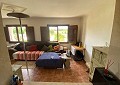 Landhaus mit 3 Schlafzimmern, einem Apartment im Nebengebäude mit 2 Schlafzimmern und einem Studio mit 1 Schlafzimmer in Sax. in Alicante Dream Homes Castalla 