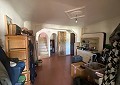 Landhaus mit 3 Schlafzimmern, einem Apartment im Nebengebäude mit 2 Schlafzimmern und einem Studio mit 1 Schlafzimmer in Sax. in Alicante Dream Homes Castalla 