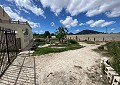 Landhaus mit 3 Schlafzimmern, einem Apartment im Nebengebäude mit 2 Schlafzimmern und einem Studio mit 1 Schlafzimmer in Sax. in Alicante Dream Homes Castalla 