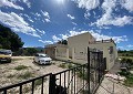 Landhaus mit 3 Schlafzimmern, einem Apartment im Nebengebäude mit 2 Schlafzimmern und einem Studio mit 1 Schlafzimmer in Sax. in Alicante Dream Homes Castalla 
