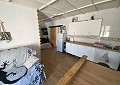 Landhaus mit 3 Schlafzimmern, einem Apartment im Nebengebäude mit 2 Schlafzimmern und einem Studio mit 1 Schlafzimmer in Sax. in Alicante Dream Homes Castalla 