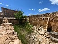 Ruine in Pinoso mit genügend Land zum Bau einer neuen Immobilie in Alicante Dream Homes Castalla 
