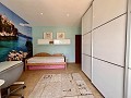 Villa met 5 slaapkamers in La Zenia in Alicante Dream Homes Castalla 