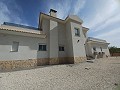 Prachtige villa met 6 slaapkamers en 5 badkamers in Pinoso. in Alicante Dream Homes Castalla 