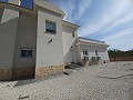 Prachtige villa met 6 slaapkamers en 5 badkamers in Pinoso. in Alicante Dream Homes Castalla 