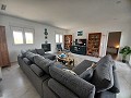 Prachtige villa met 6 slaapkamers en 5 badkamers in Pinoso. in Alicante Dream Homes Castalla 