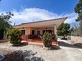 Magnifique maison de campagne avec vue imprenable sur les montagnes à Petrer in Alicante Dream Homes Castalla 