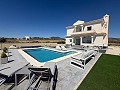 Prachtige villa met 3 slaapkamers en 3 badkamers in Pinoso (sleutelklaar). in Alicante Dream Homes Castalla 