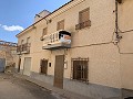 Stadswoning met 8 slaapkamers vlakbij de rand van de stad in Barinas, Murcia. in Alicante Dream Homes Castalla 