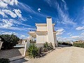 Prachtige, instapklare nieuwbouwvilla met gastenhuis, garage en zomerkeuken! in Alicante Dream Homes Castalla 
