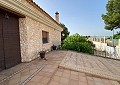 Massive Villa mit 5 Schlafzimmern, 3 Bädern und Stallungen in Alicante Dream Homes Castalla 