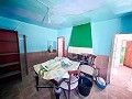 Spacious country house with 8 rooms to renovate in Yecla in Alicante Dream Homes Castalla 