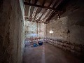 Spacious country house with 8 rooms to renovate in Yecla in Alicante Dream Homes Castalla 