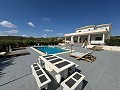 Storslået villa med 5 soveværelser og 4 badeværelser in Alicante Dream Homes Castalla 
