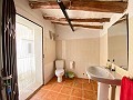 Groot landhuis om te renoveren in Alicante Dream Homes Castalla 