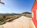 Charmante Villa mit 4 Schlafzimmern und atemberaubendem Panoramablick in Alicante Dream Homes Castalla 