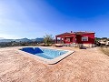 Charmante Villa mit 4 Schlafzimmern und atemberaubendem Panoramablick in Alicante Dream Homes Castalla 